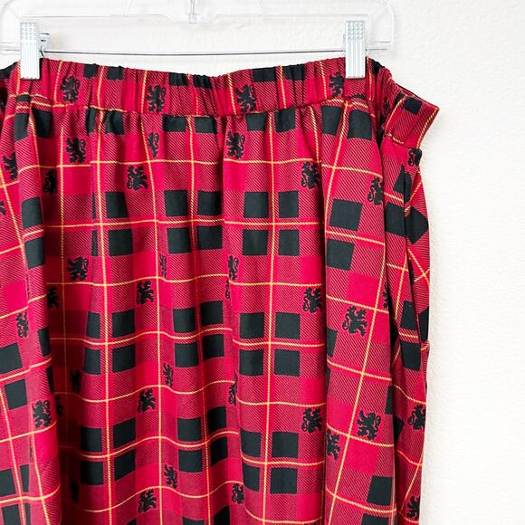 [Hot Topic] Harry Potter Red Gryffindor Plaid Mini Skirt Hogwarts Pockets Sz 2X - Picture 6 of 11